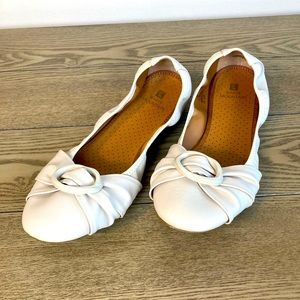 Like New - White Mountain Santi Ballet Flat